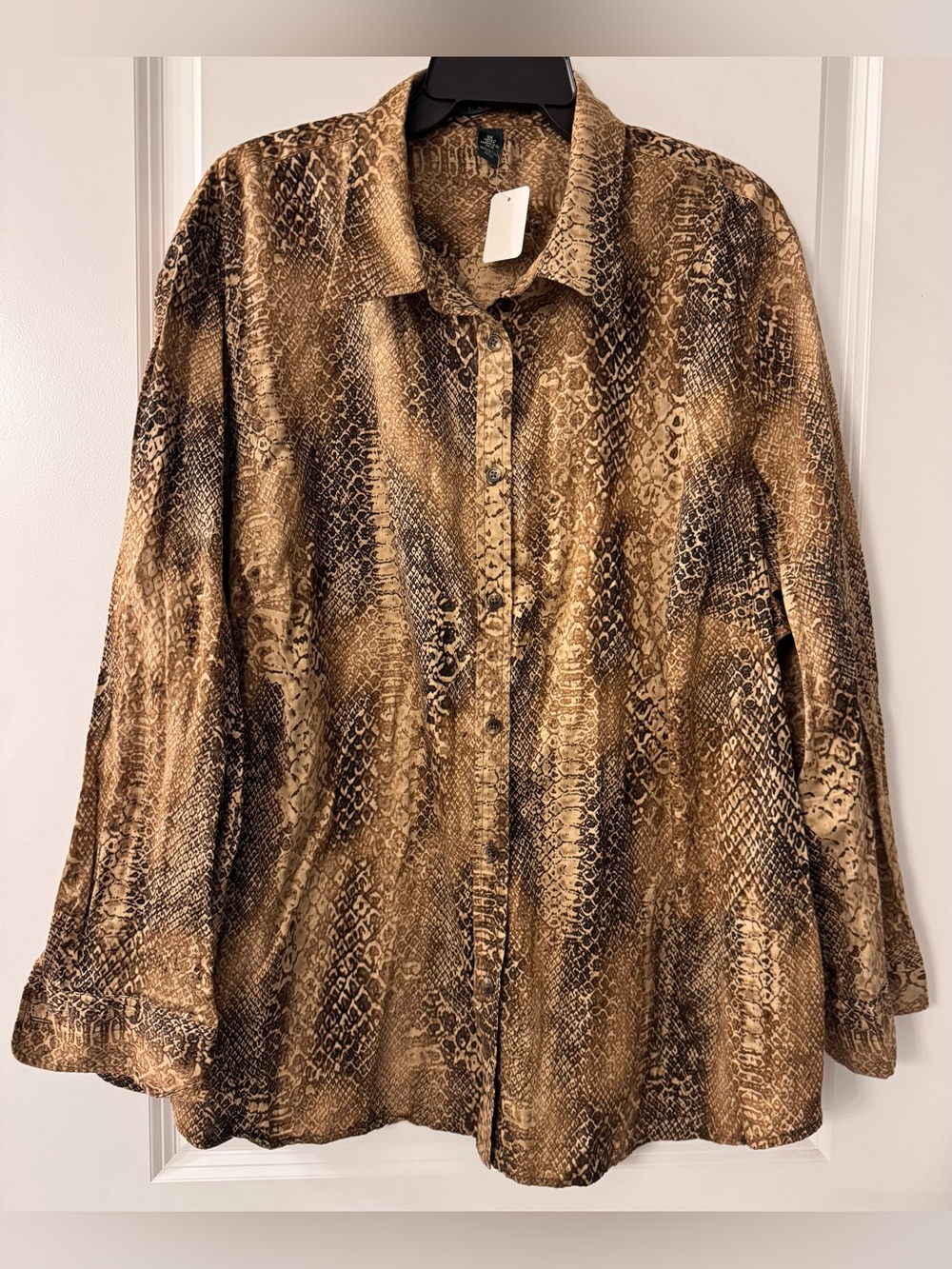 #2280 - Lauren Ralph Lauren Brown 100% Cotton Snake Print Button Down Blouse